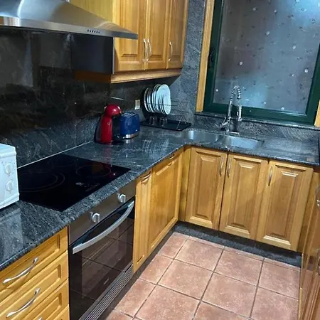 Preciosa Casa En Bembrive Vigo